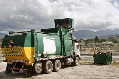 Benefits of using a skip hire service for builders