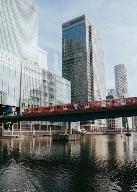 Guide to Canary Wharf office rubbish collection for local shops